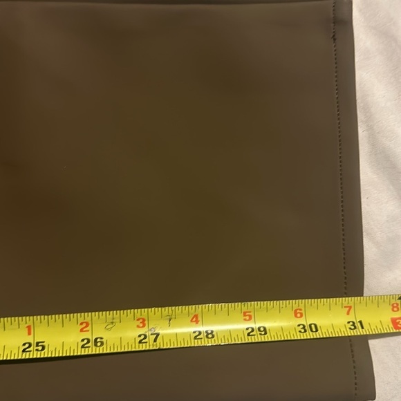 NWT Good American Good 90s Faux Leather Trooper Pants in Fog - Picture 13 of 17